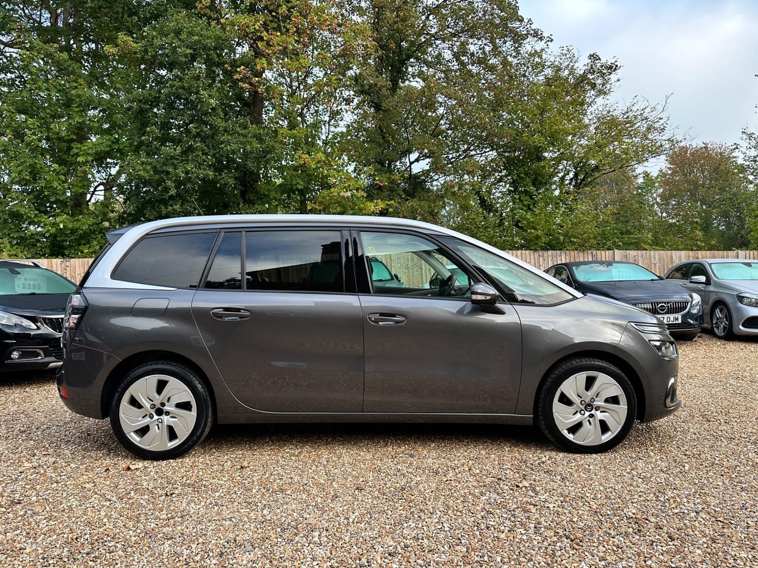 [ berth ]Citroen Grand C4 SpaceTourer