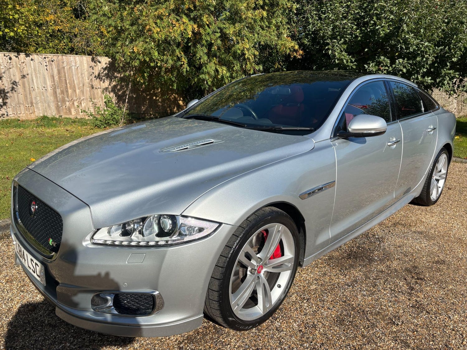 Jaguar XJR 2014 - Cars in High Wycombe