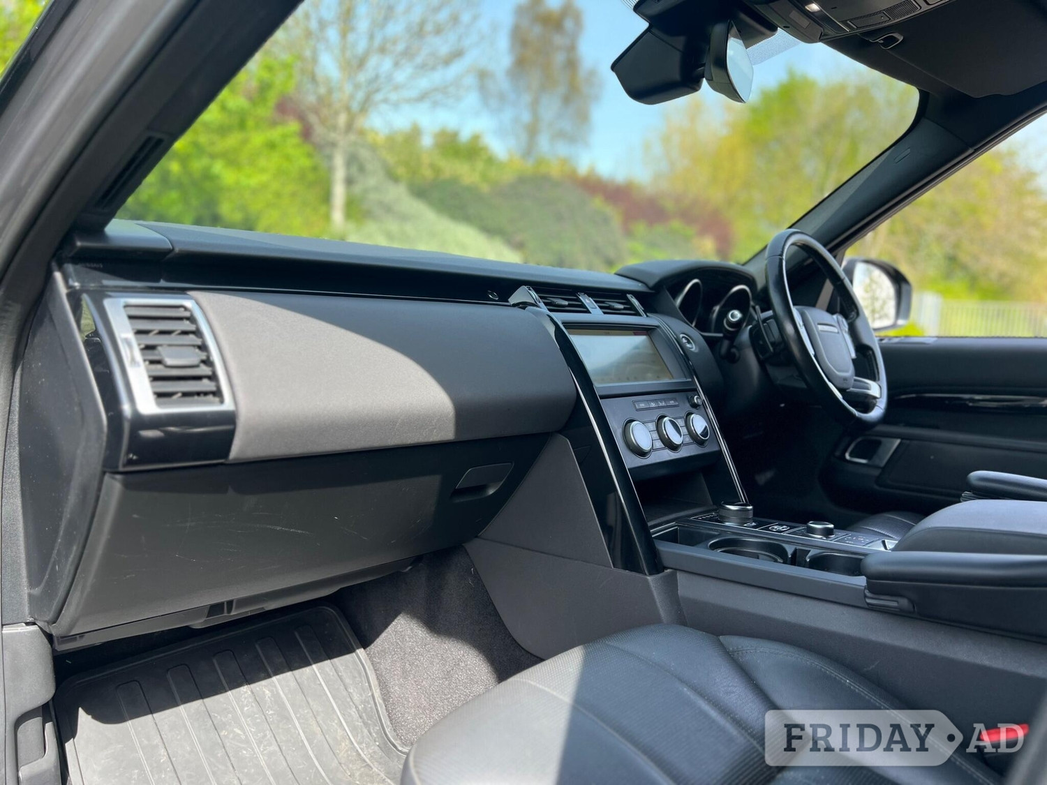 Land Rover Discovery 2019 - Vans & Commercial Vehicles in Birmingham