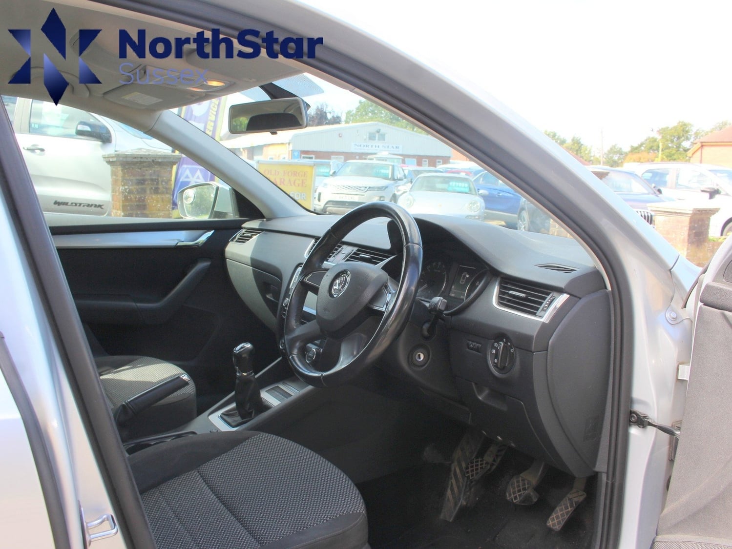 Skoda Octavia 2014 - Cars