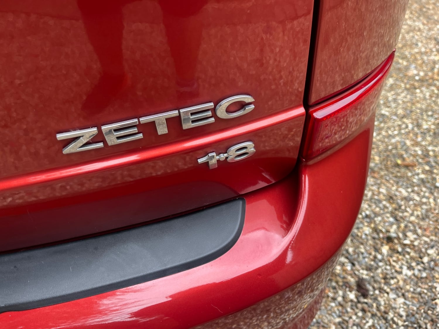 [ berth ]Ford C-MAX