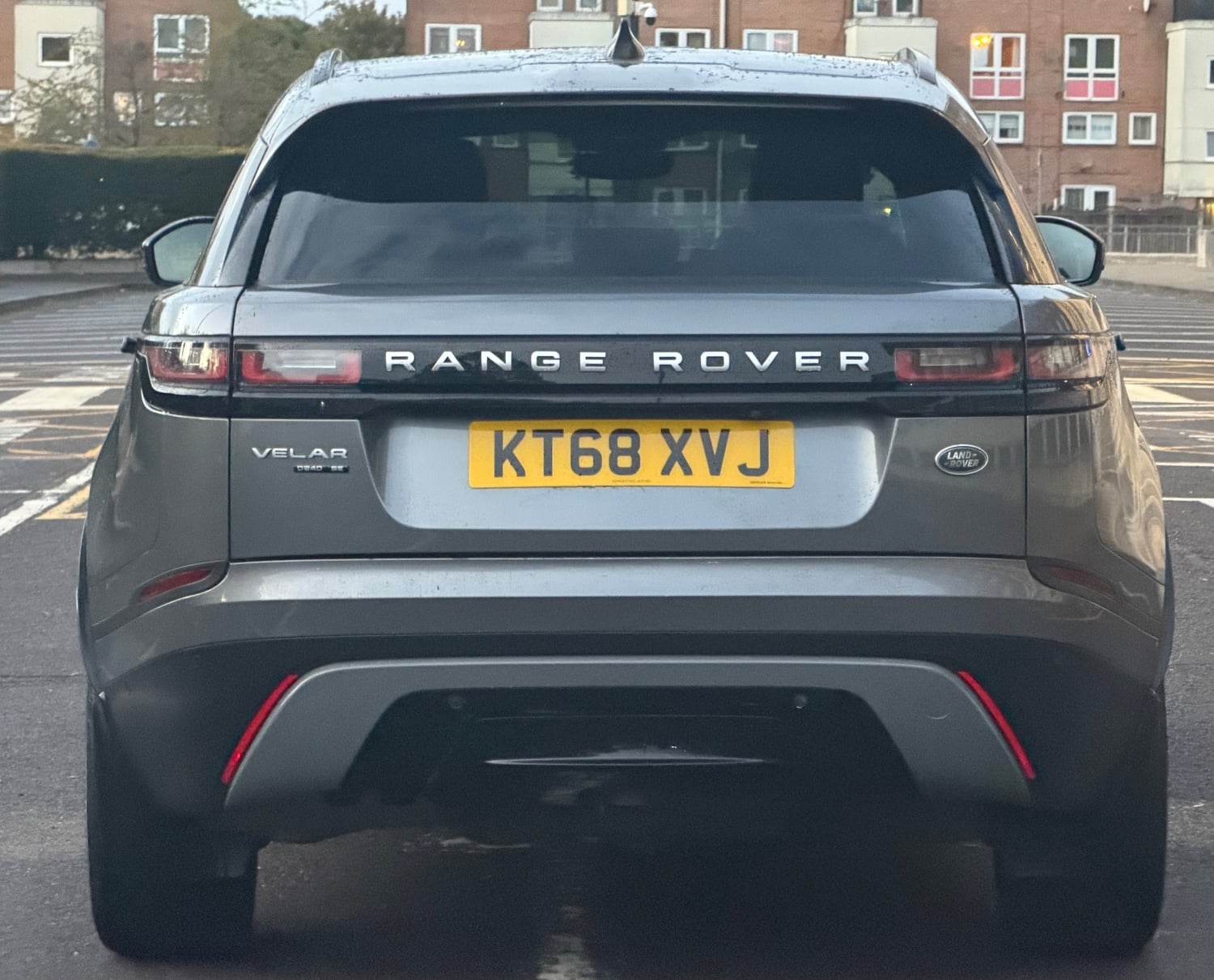 Land Rover Range Rover Velar 2018 - Cars in Barking