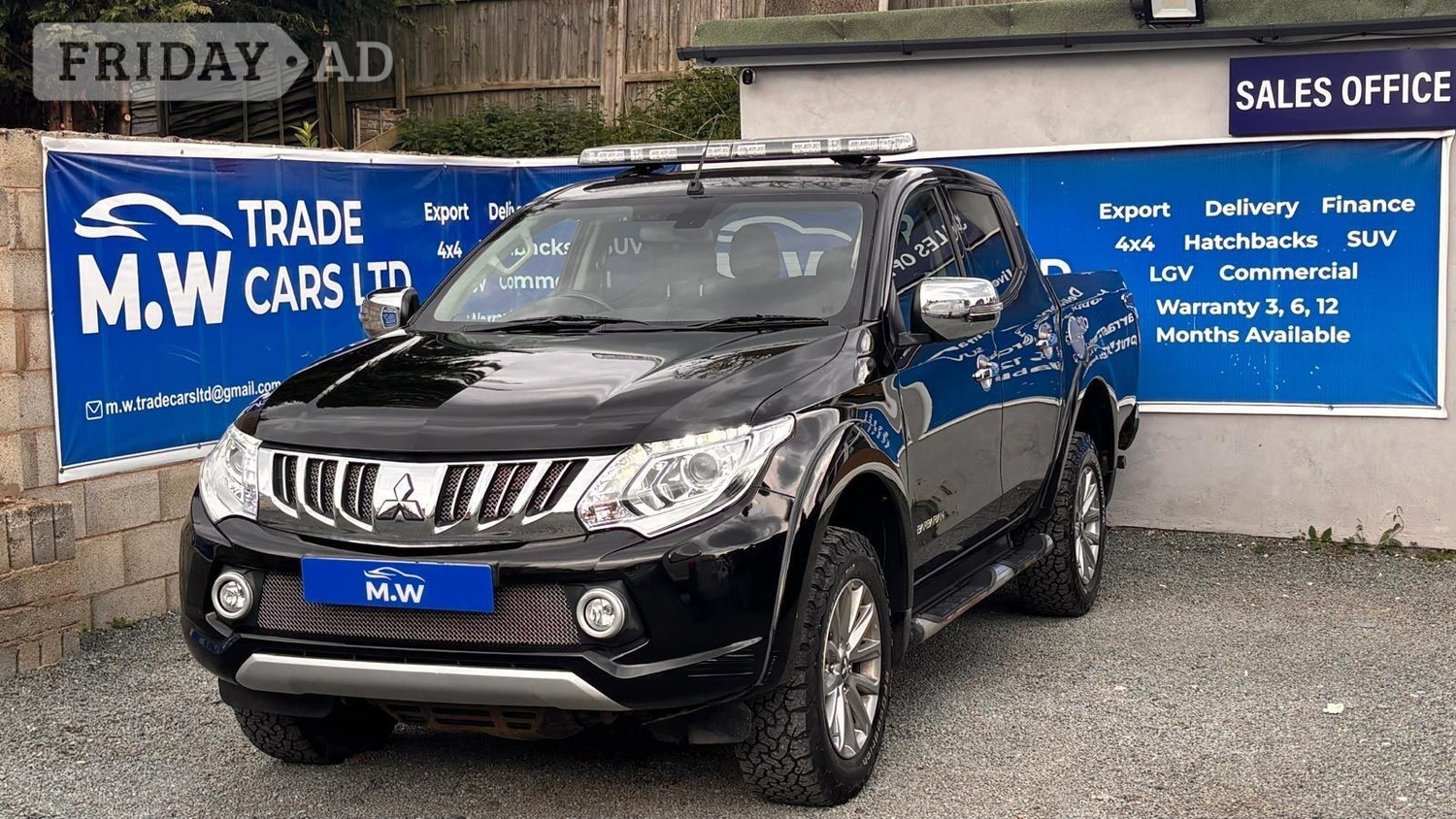 Mitsubishi L200 2016 - Vans & Commercial Vehicles in Dudley