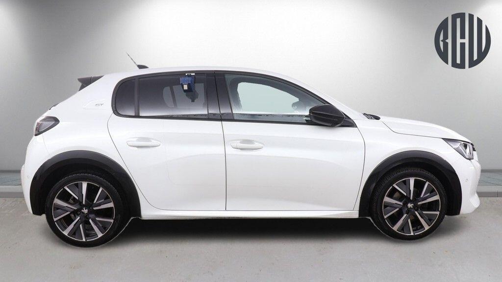Peugeot 208 2022 - Cars