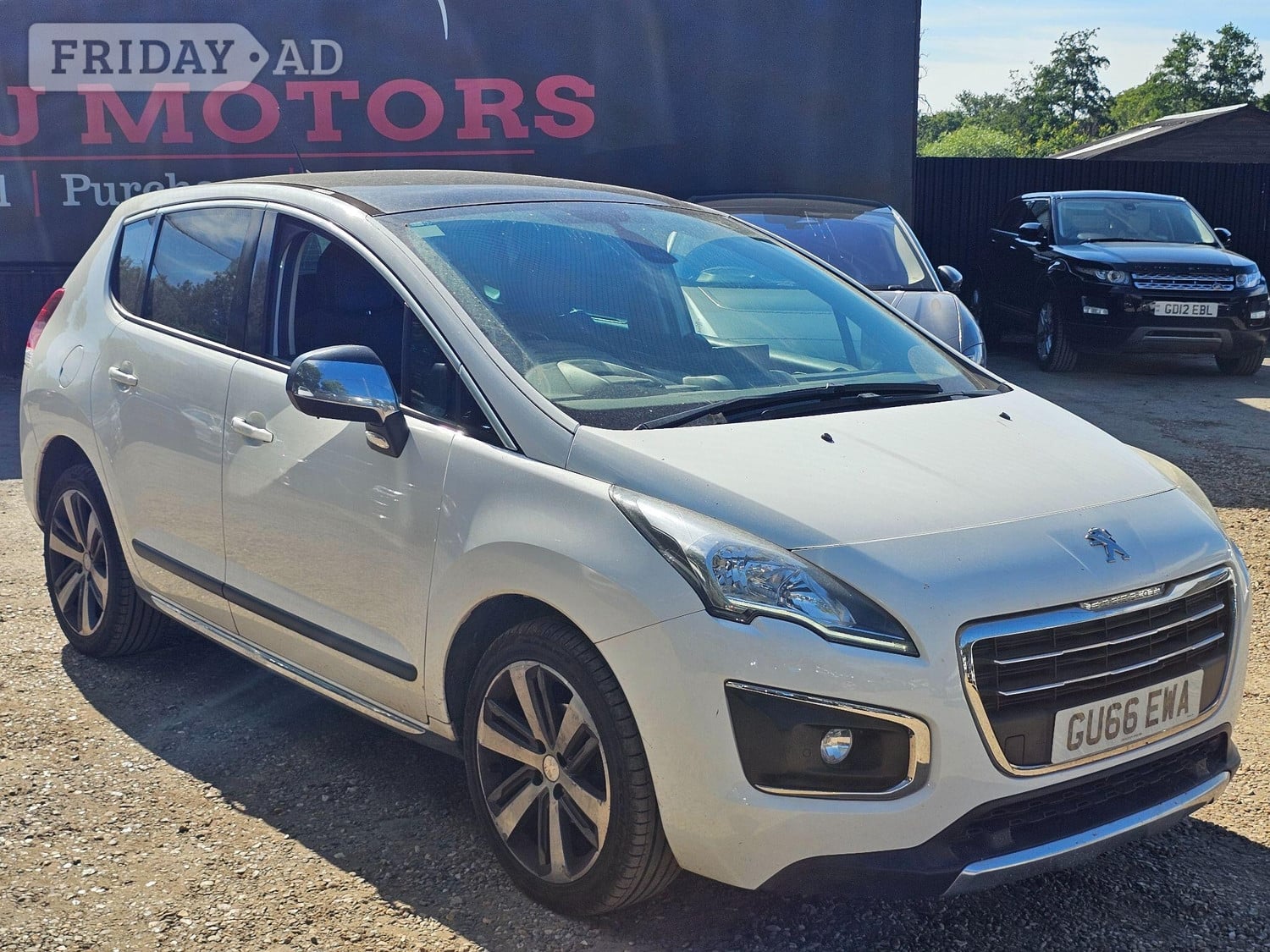 Peugeot 3008 2016 in Addlestone