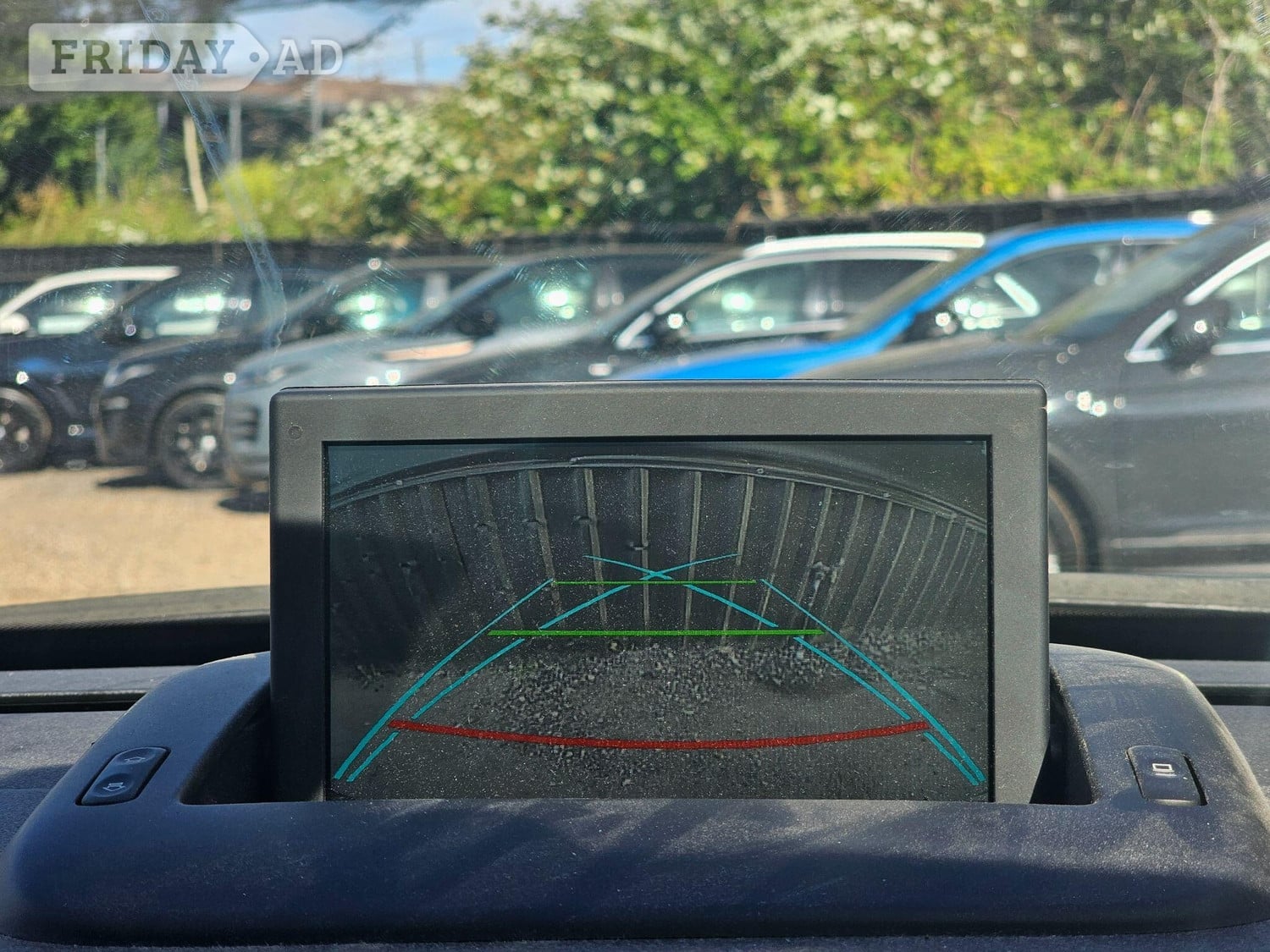 [ berth ]Peugeot 3008