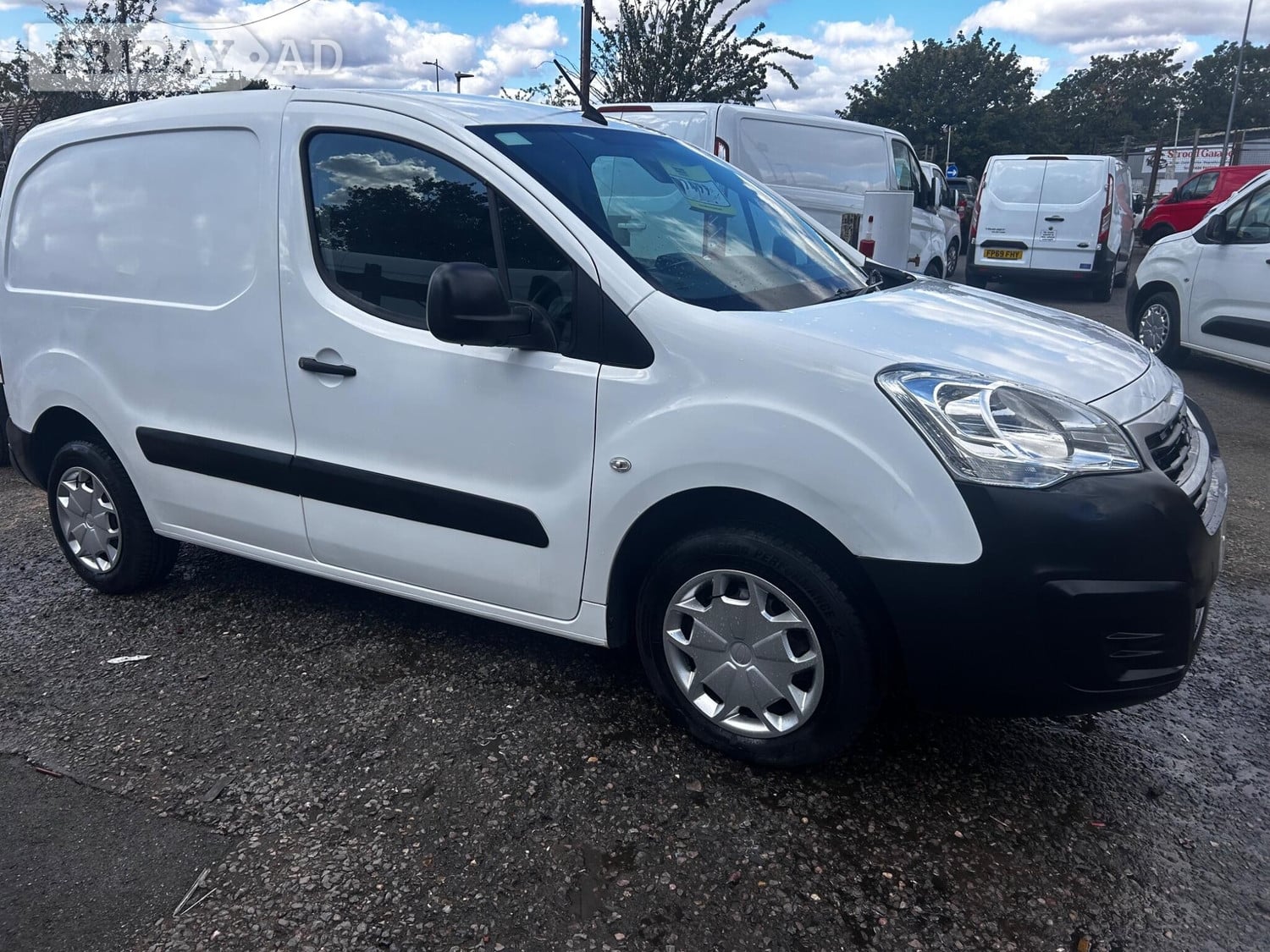 Peugeot Partner 2018 - Vans & Commercial Vehicles in Rochester