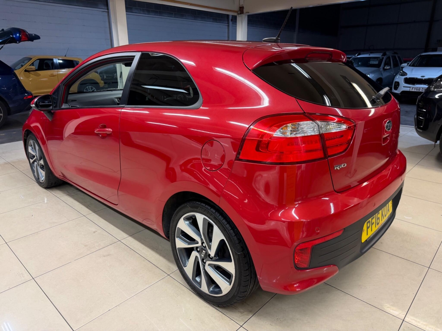 Kia Rio 2016 - Cars