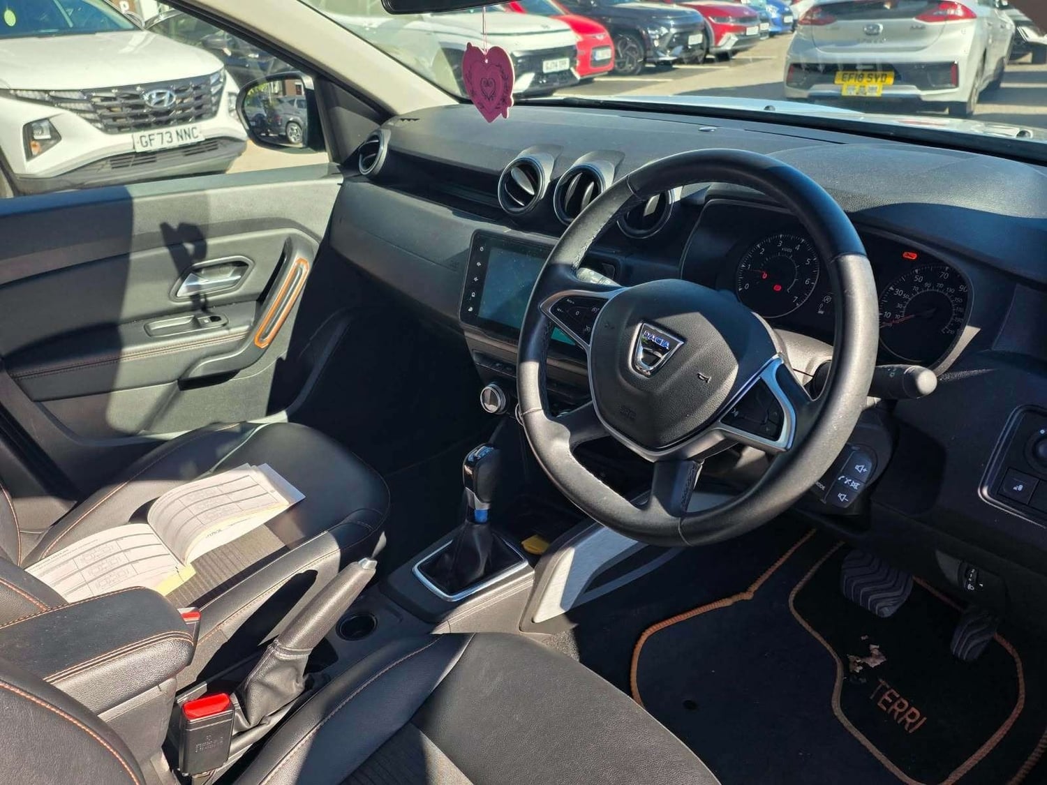 Dacia Duster 2022 - Cars in Storrington