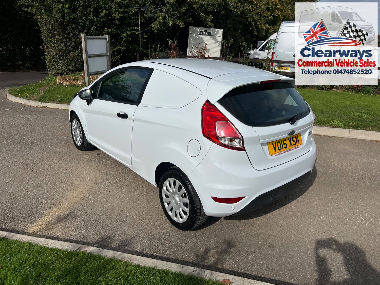 [ berth ]Ford Fiesta