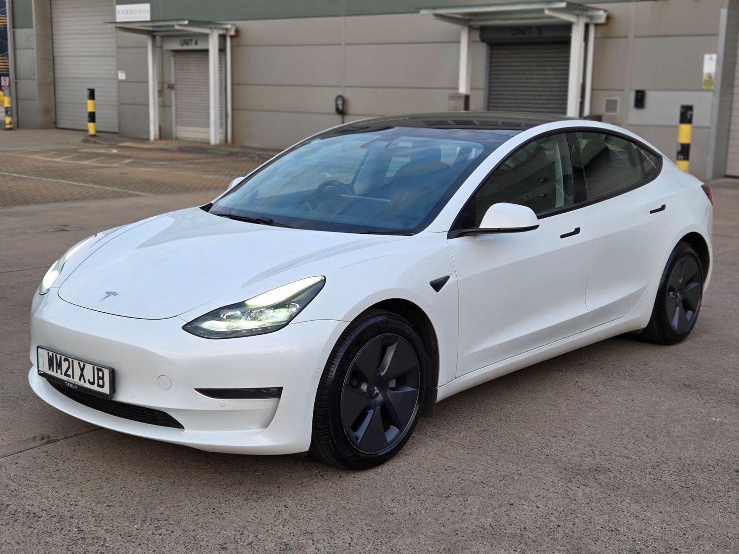 Tesla Model 3 Slough