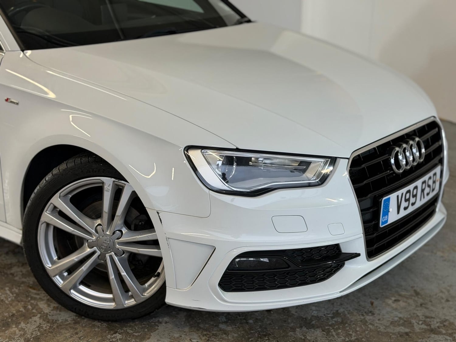 Audi A3 2013 - Cars