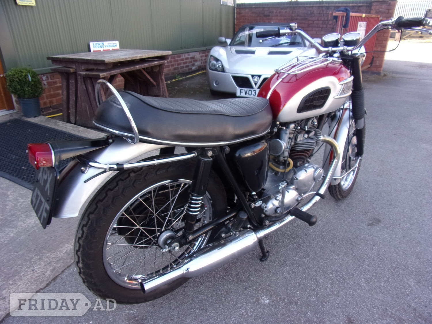 Triumph TR6 1968 - Motorbikes, Scooters & Quads