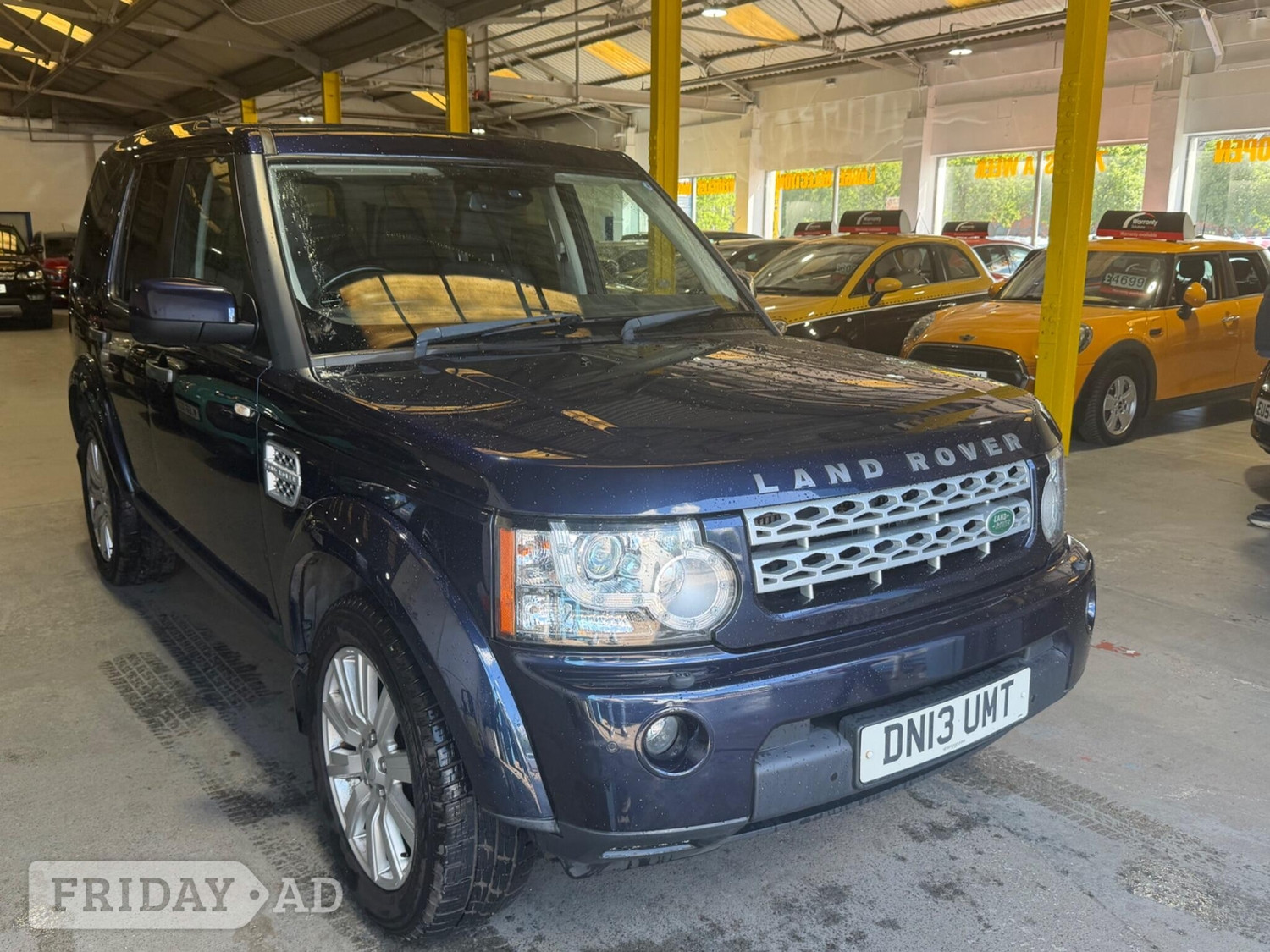 Land Rover Discovery 4 2013 in Pontypridd