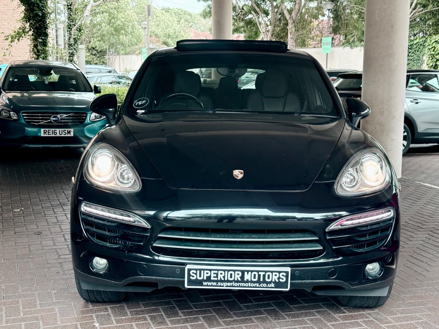 Porsche Cayenne Staines