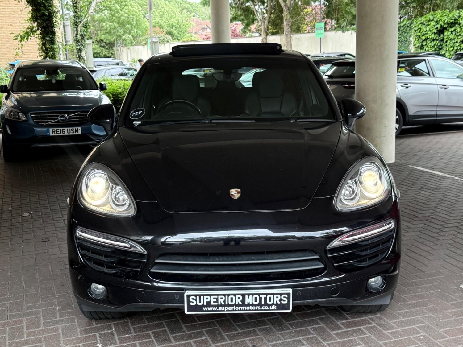 Porsche Cayenne 2013 - Cars