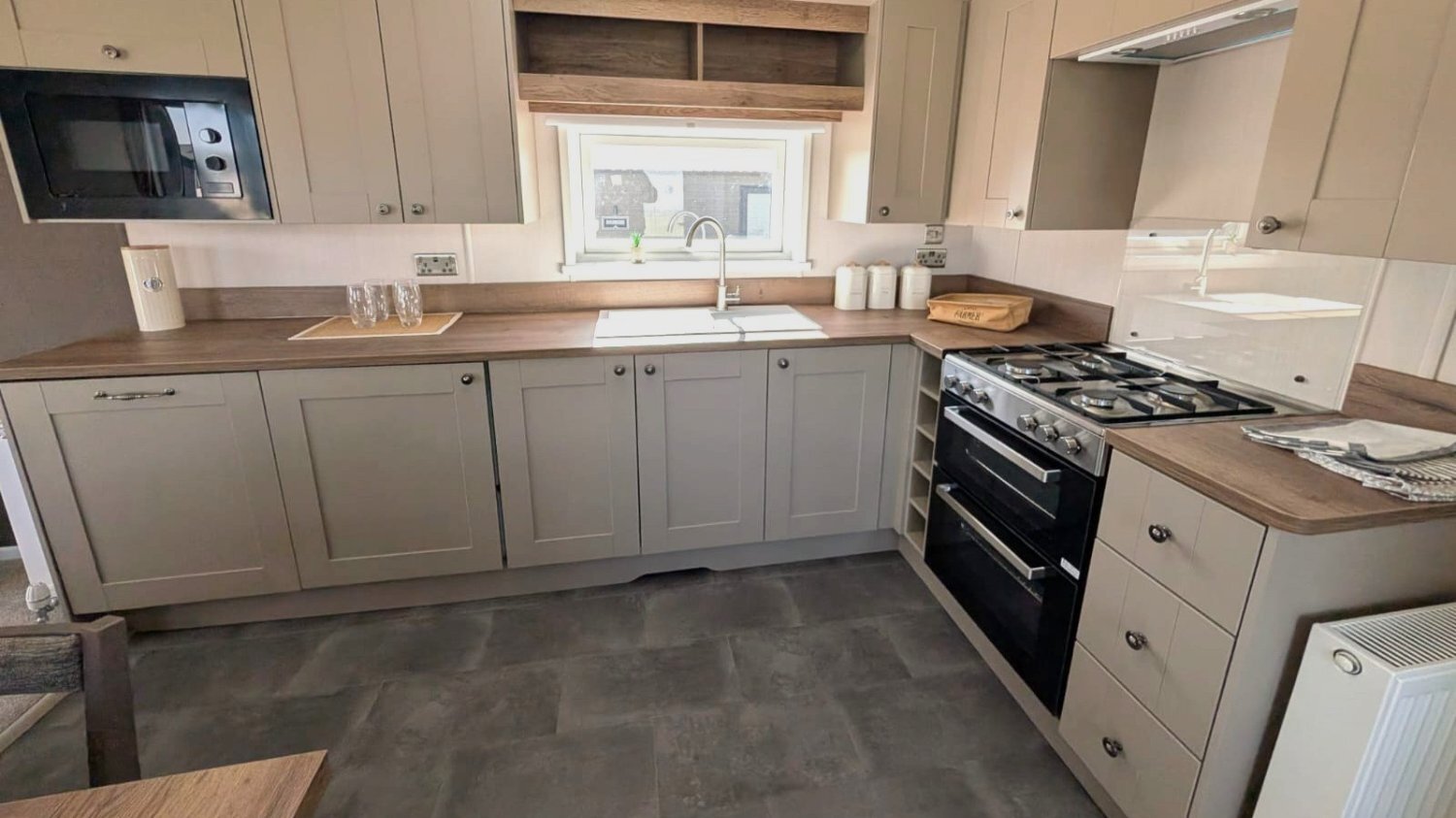 Aberystwyth Contemporary Comfort: The 2026 Swift Morlaix Coastal Retreat