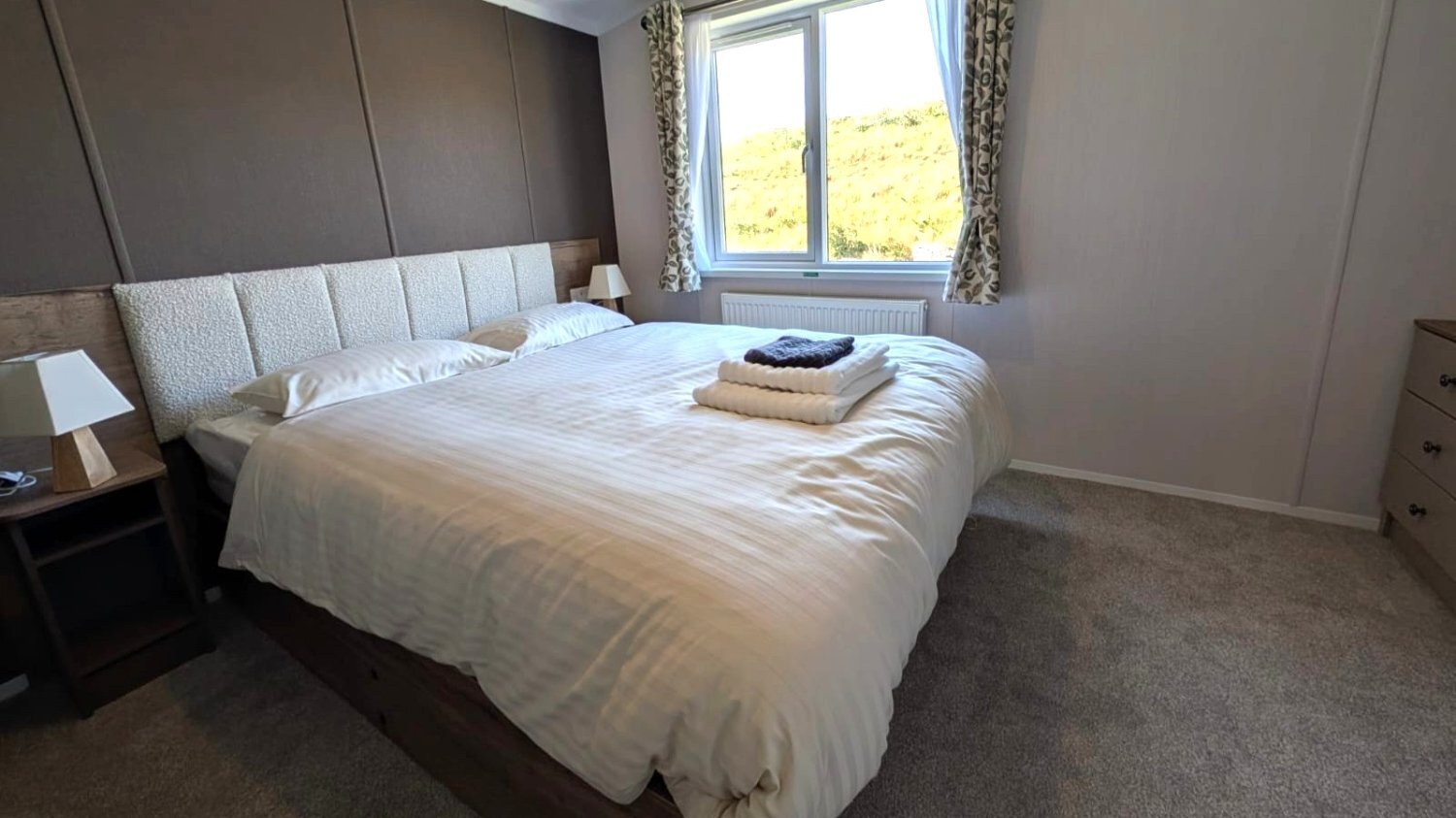 Contemporary Comfort: The 2026 Swift Morlaix Coastal Retreat - Holiday Homes