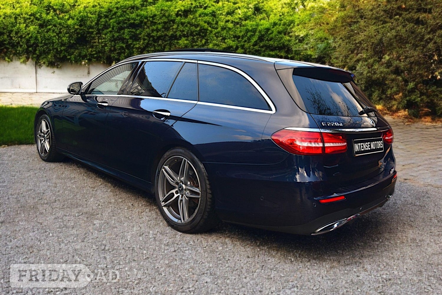 Mercedes-Benz E Class 2017 - Cars