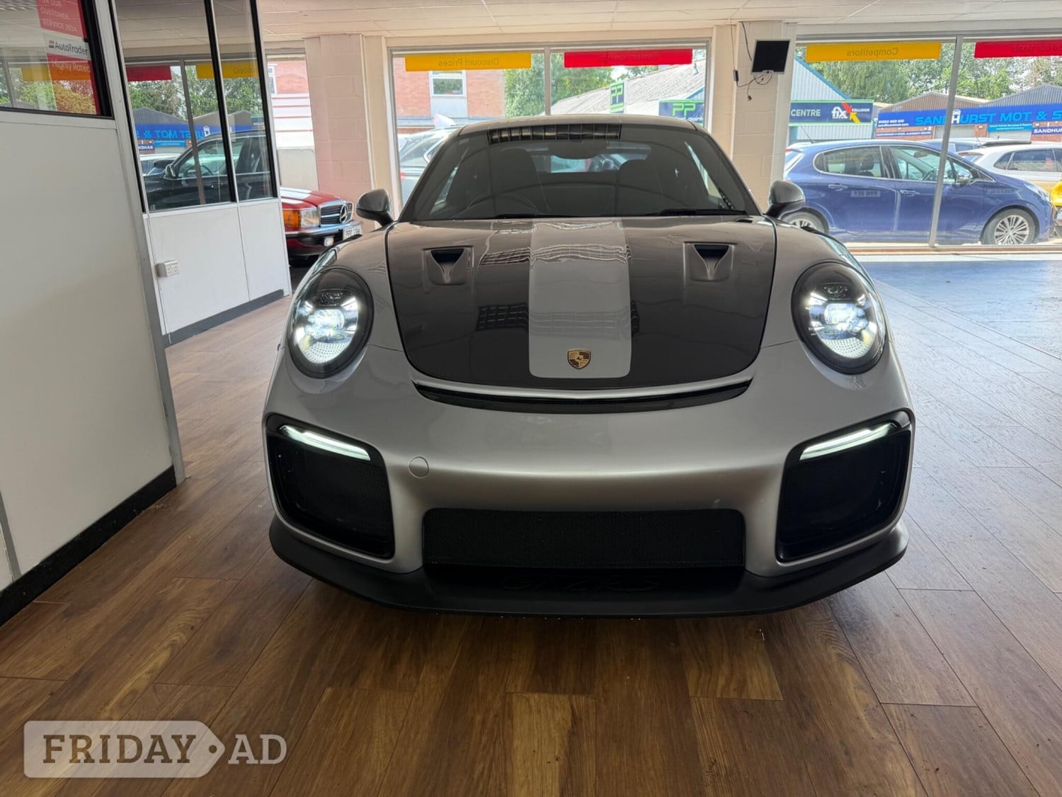 Porsche 911 Sandhurst