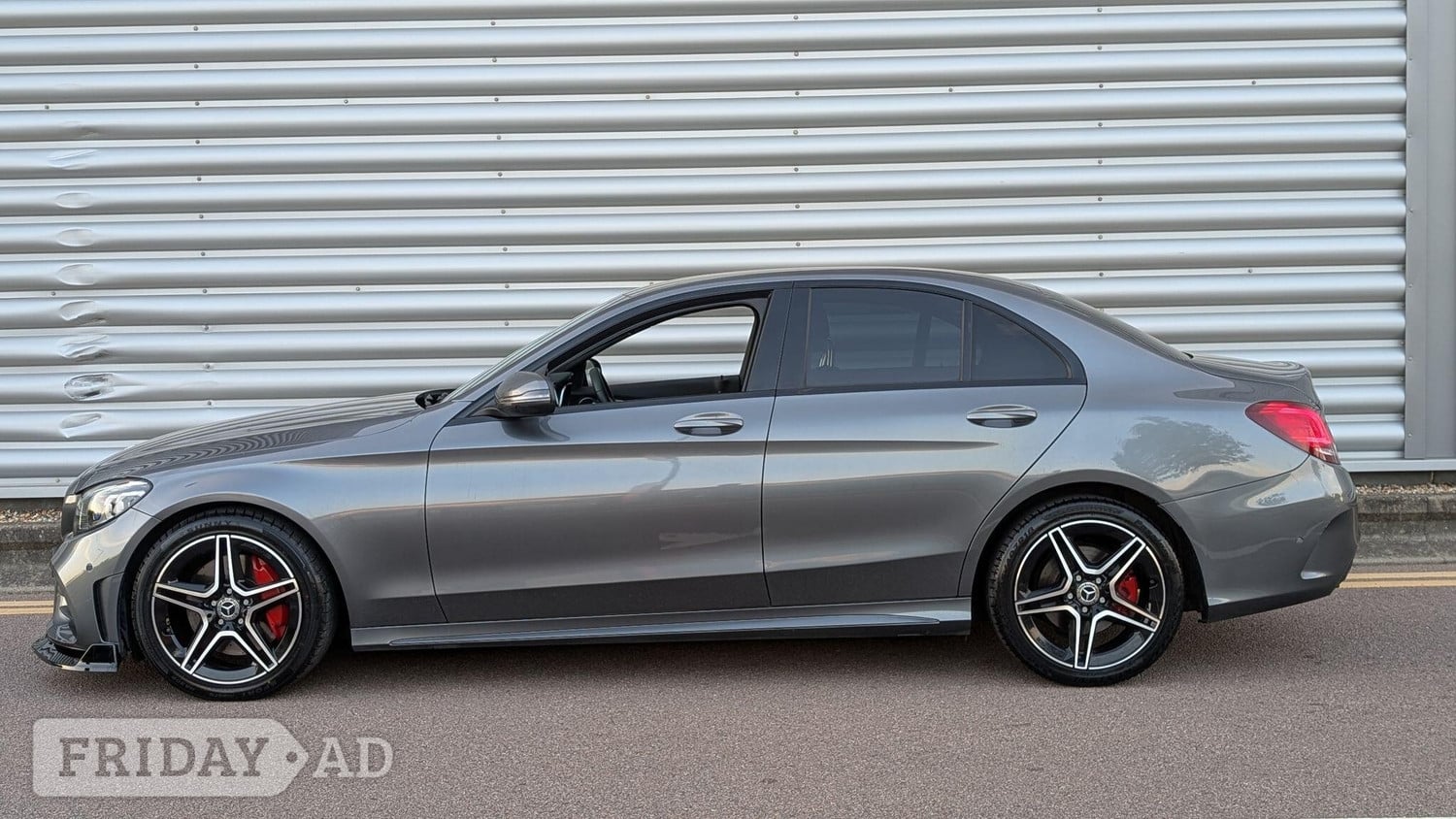 Mercedes-Benz C Class 2019 - Cars in St. Albans