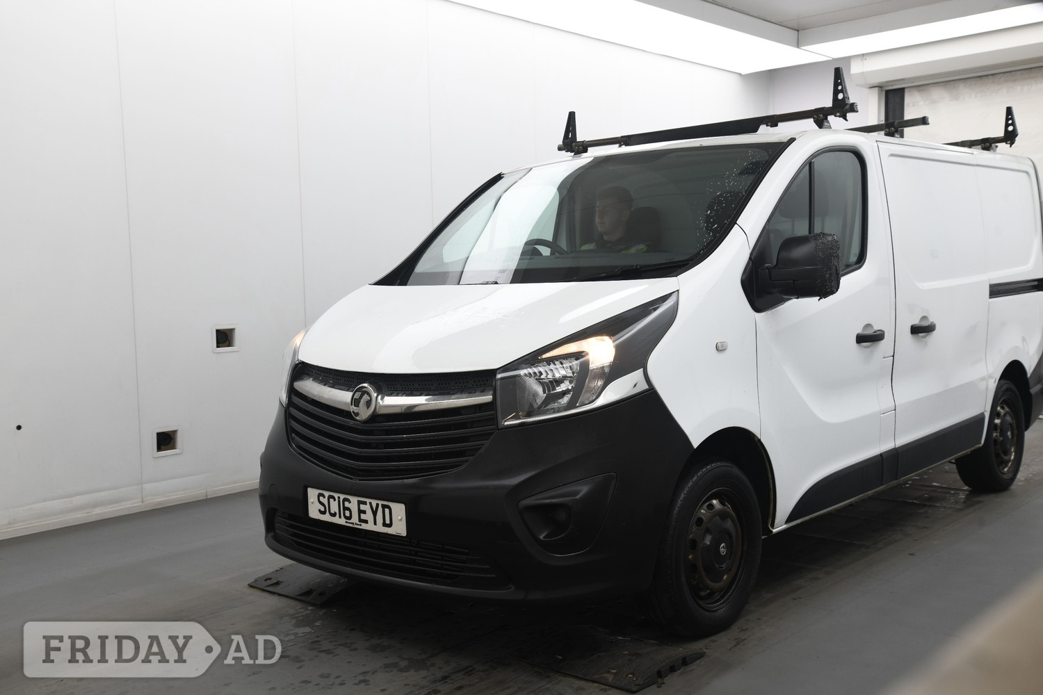 Vauxhall Vivaro 2016 in Kelso