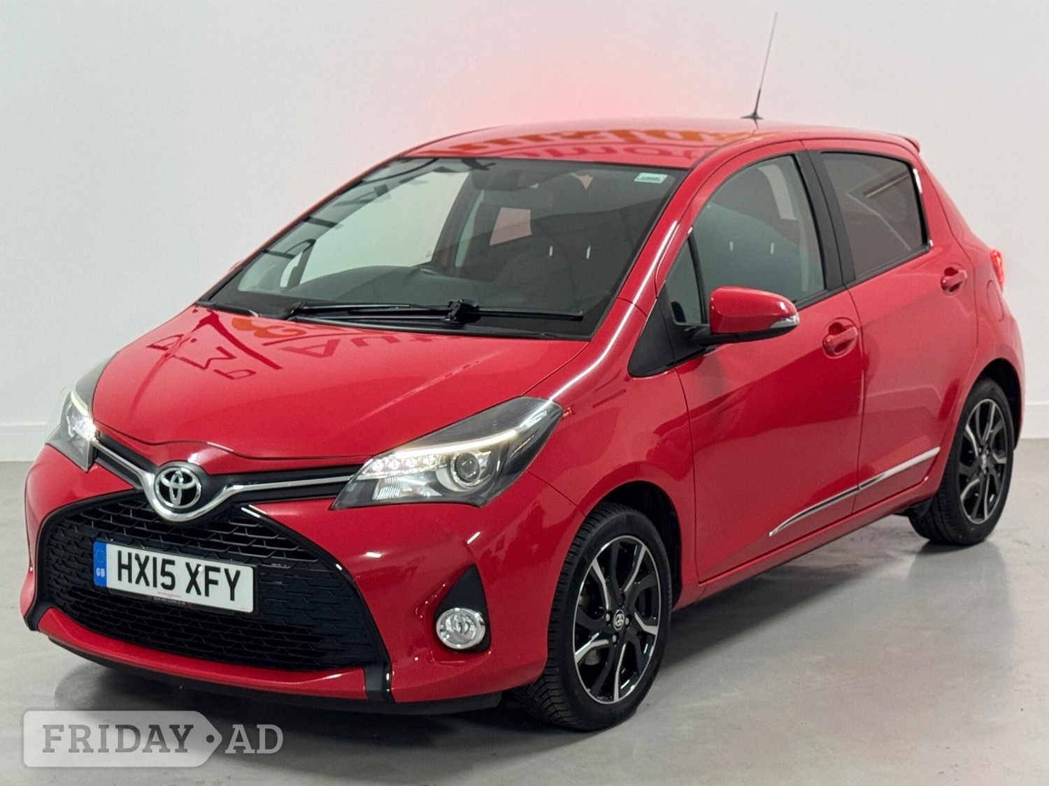 Toyota Yaris 2015 - Cars