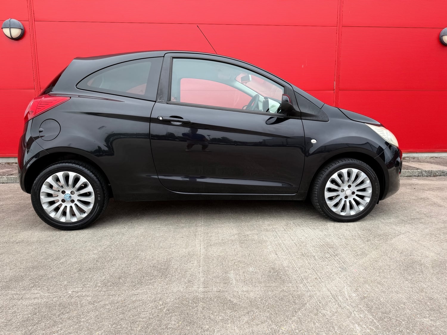 [ berth ]Ford Ka
