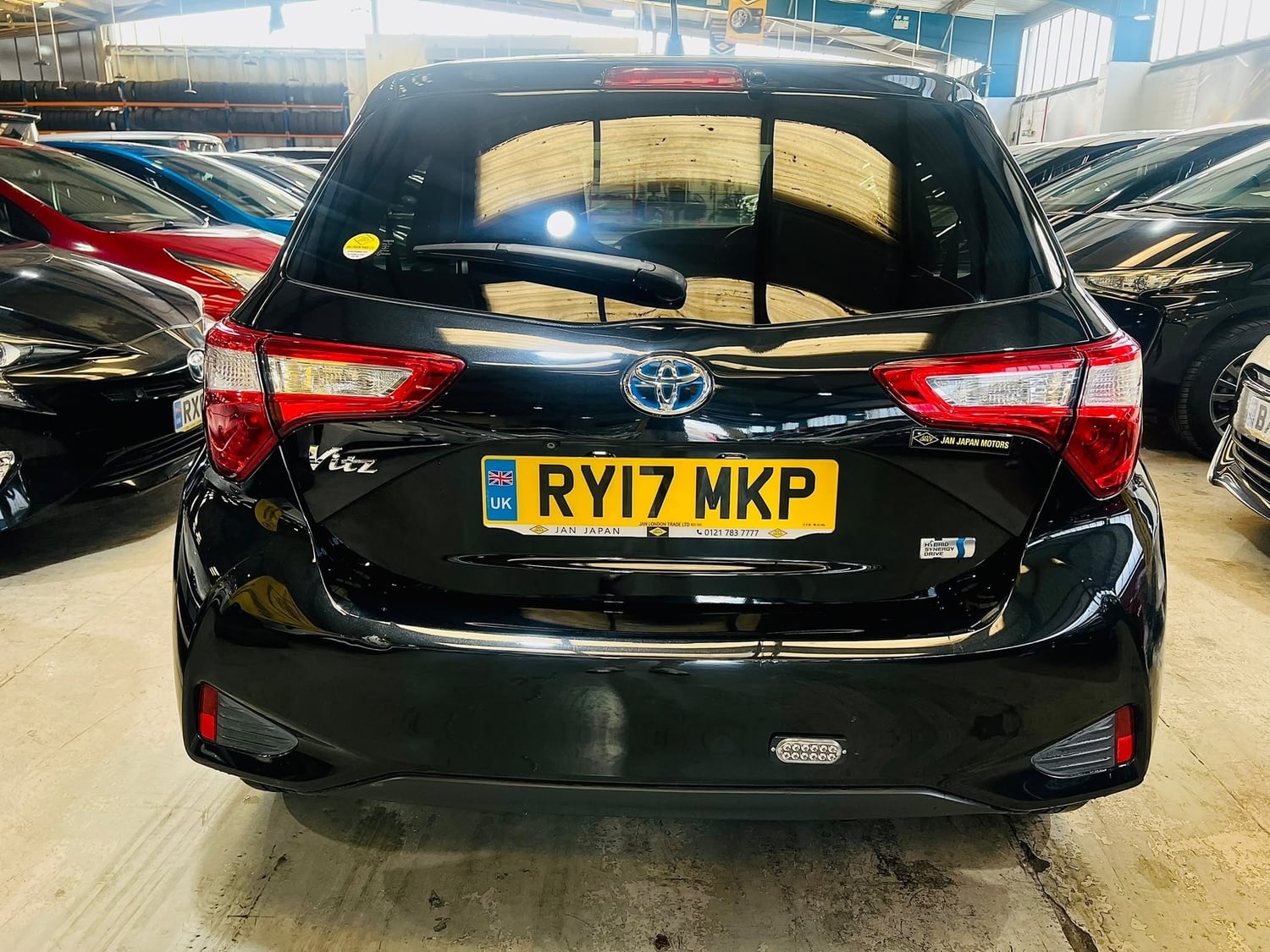 [ berth ]Toyota Vitz
