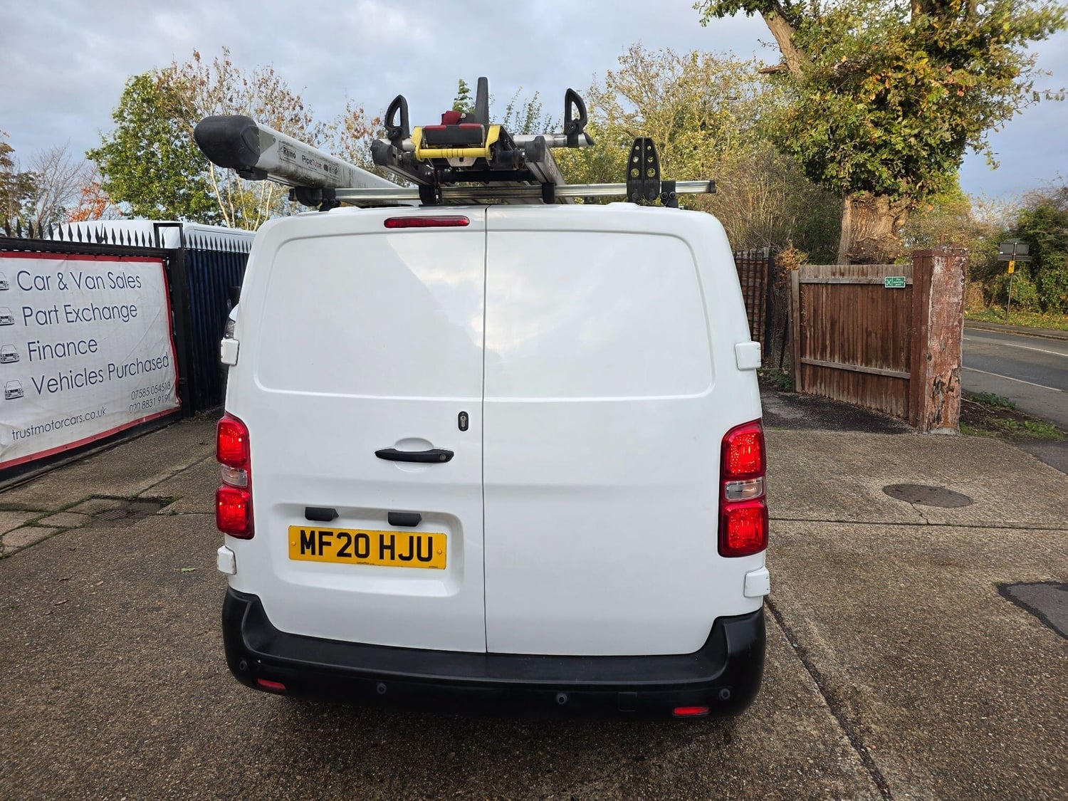 Vauxhall Vivaro 2020 - Vans & Commercial Vehicles in Hounslow