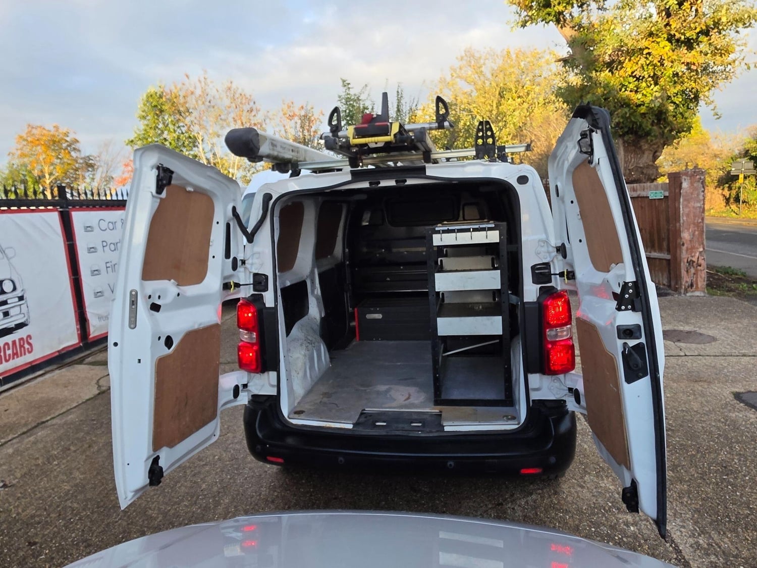 Vauxhall Vivaro 2020 - Vans & Commercial Vehicles