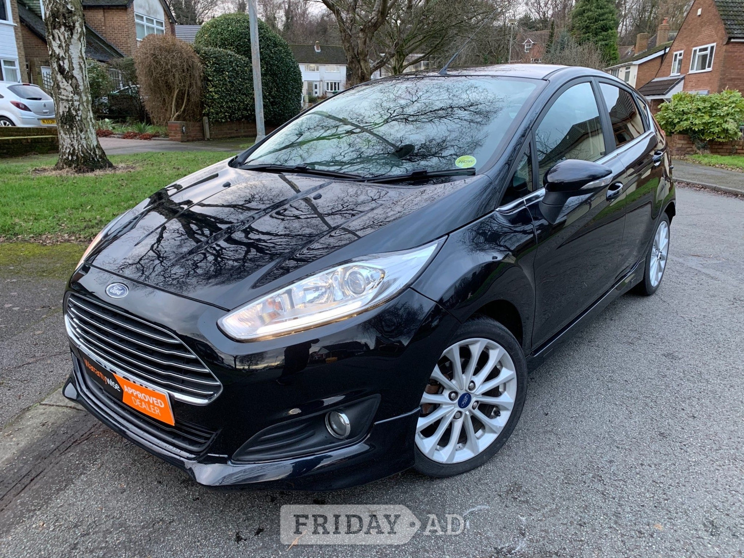 [ berth ]Ford Fiesta