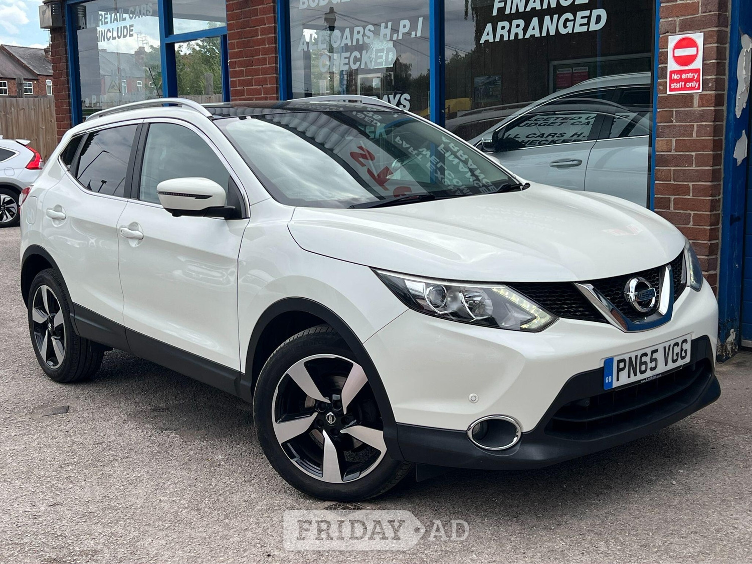 Nissan Qashqai 2015 in Heanor