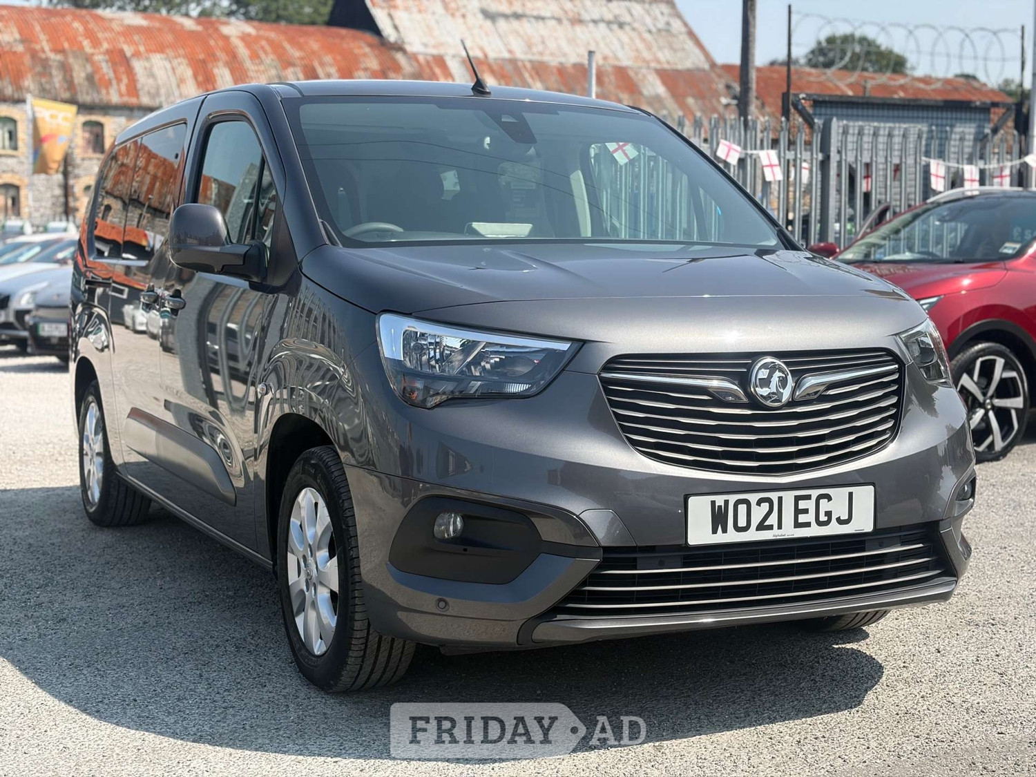 Vauxhall Combo Life 2021 in Plymouth