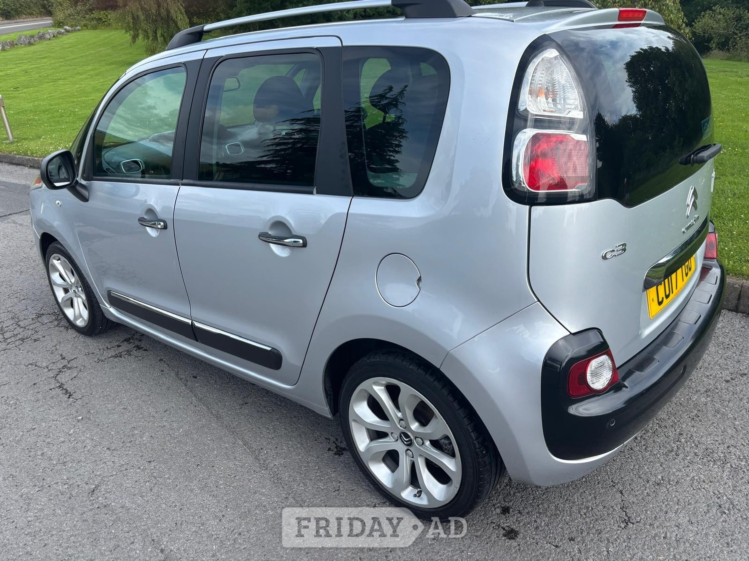 [ berth ]Citroen C3 Picasso