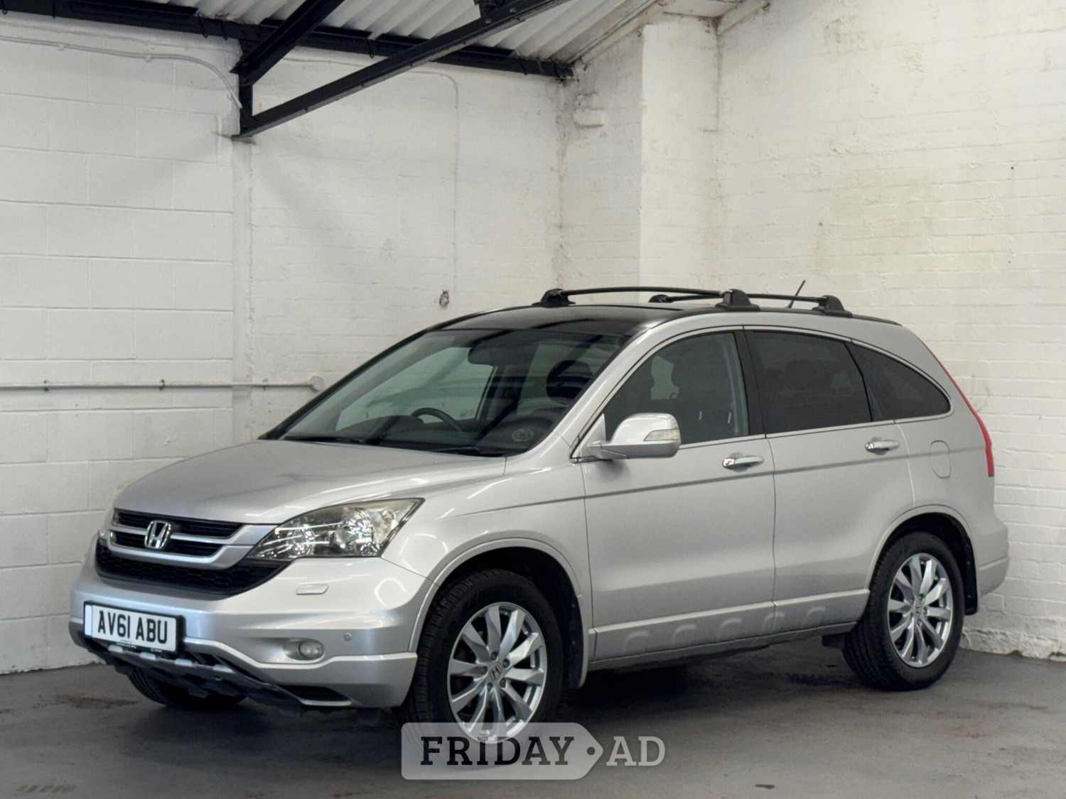 Honda CR-V 2011 - Cars in Birmingham