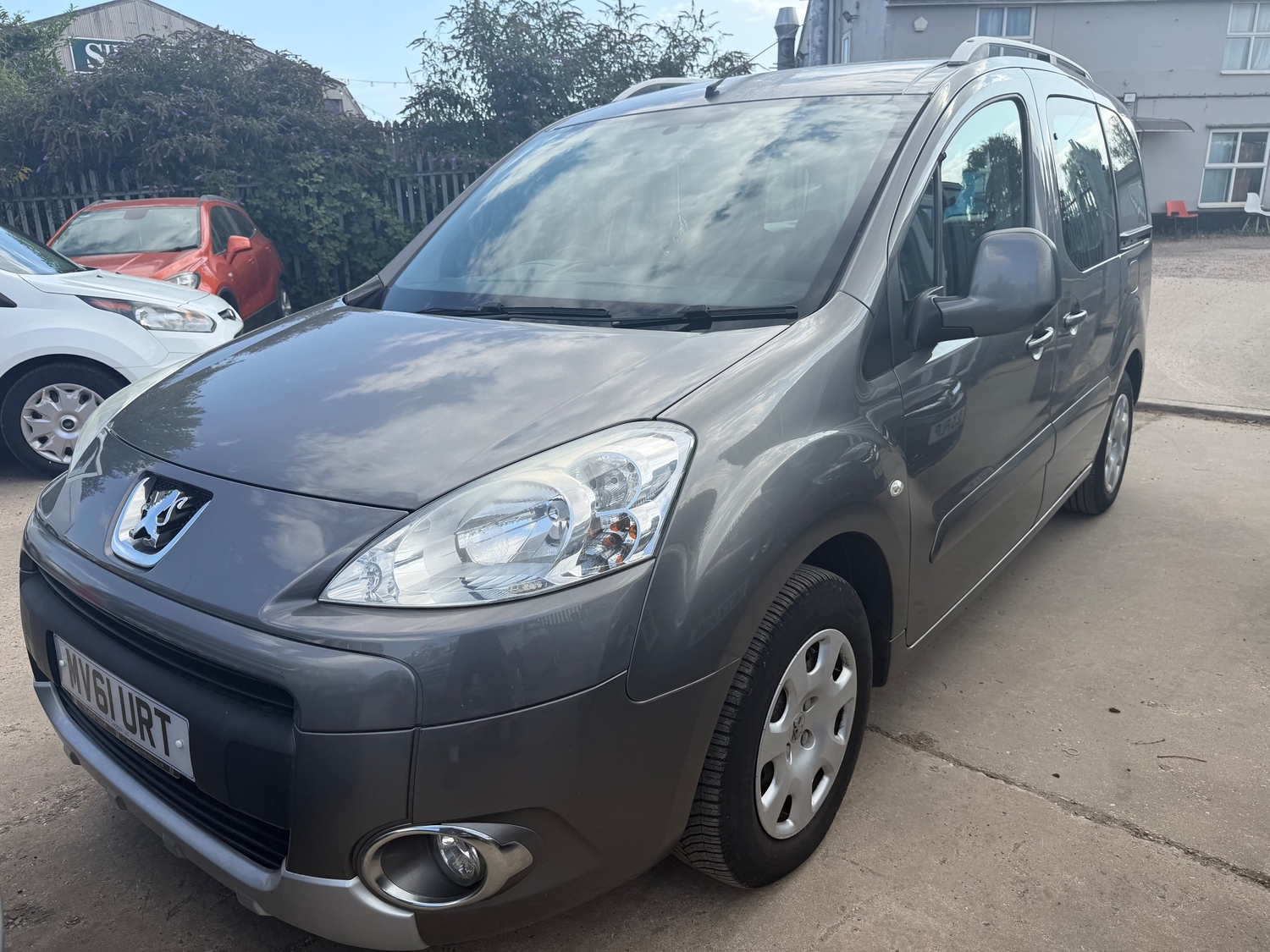 Peugeot Partner Tepee 2011 - Cars