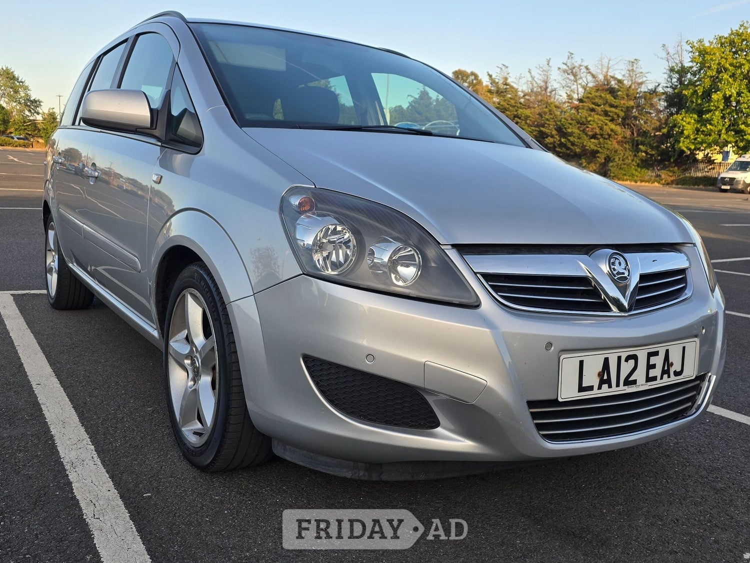 Vauxhall Zafira 2012 in Ongar