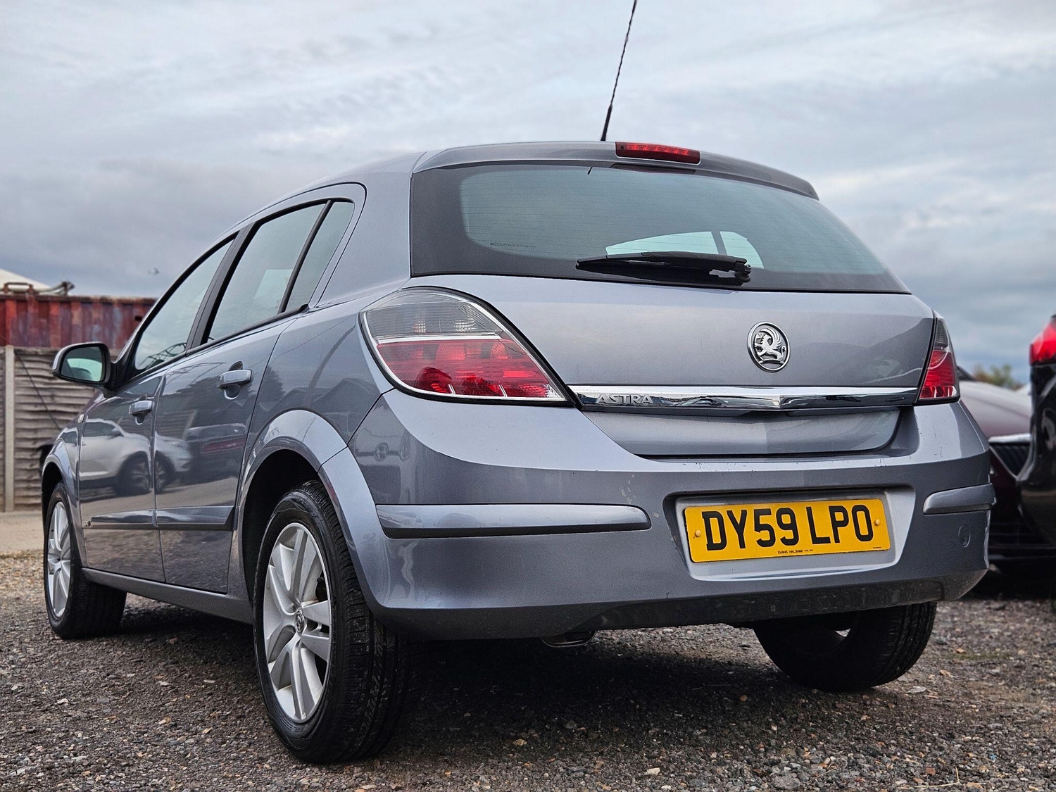 Vauxhall Astra 2009 - Cars in Windsor