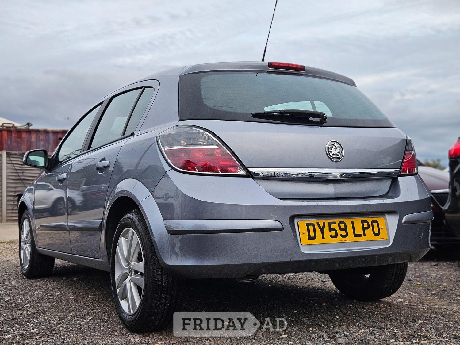 Vauxhall Astra 2009 - Cars in Windsor