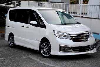 Nissan Serena 2014