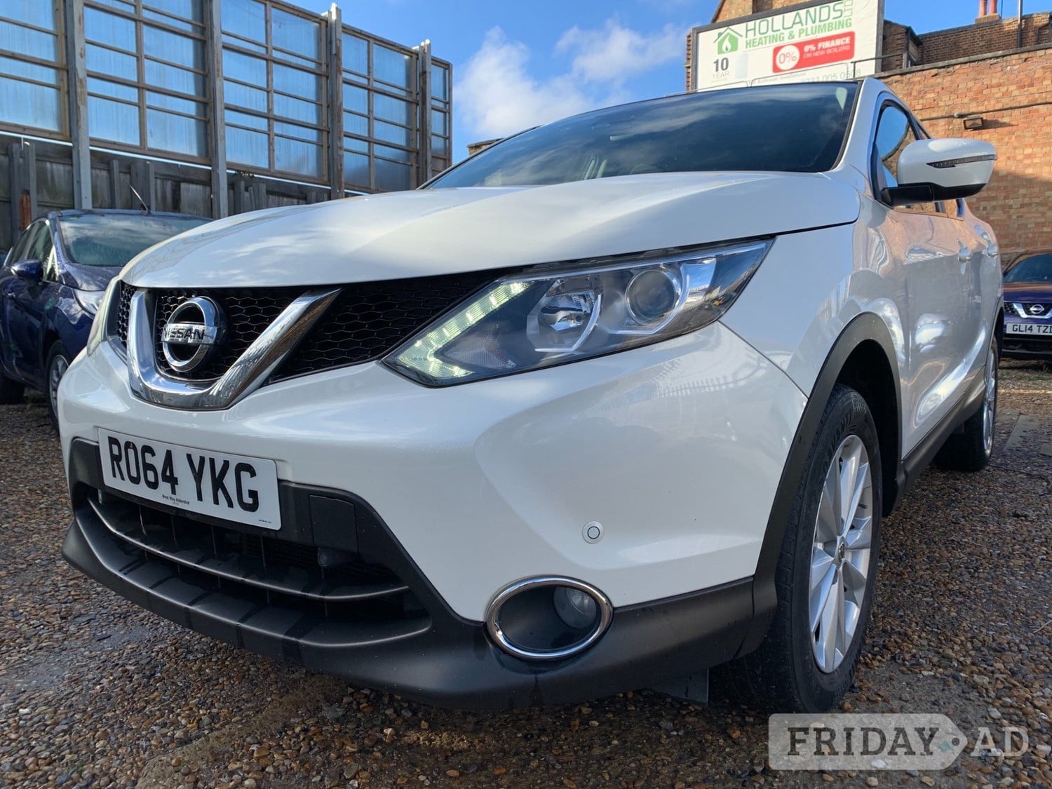 Nissan Qashqai 2014 in West Molesey