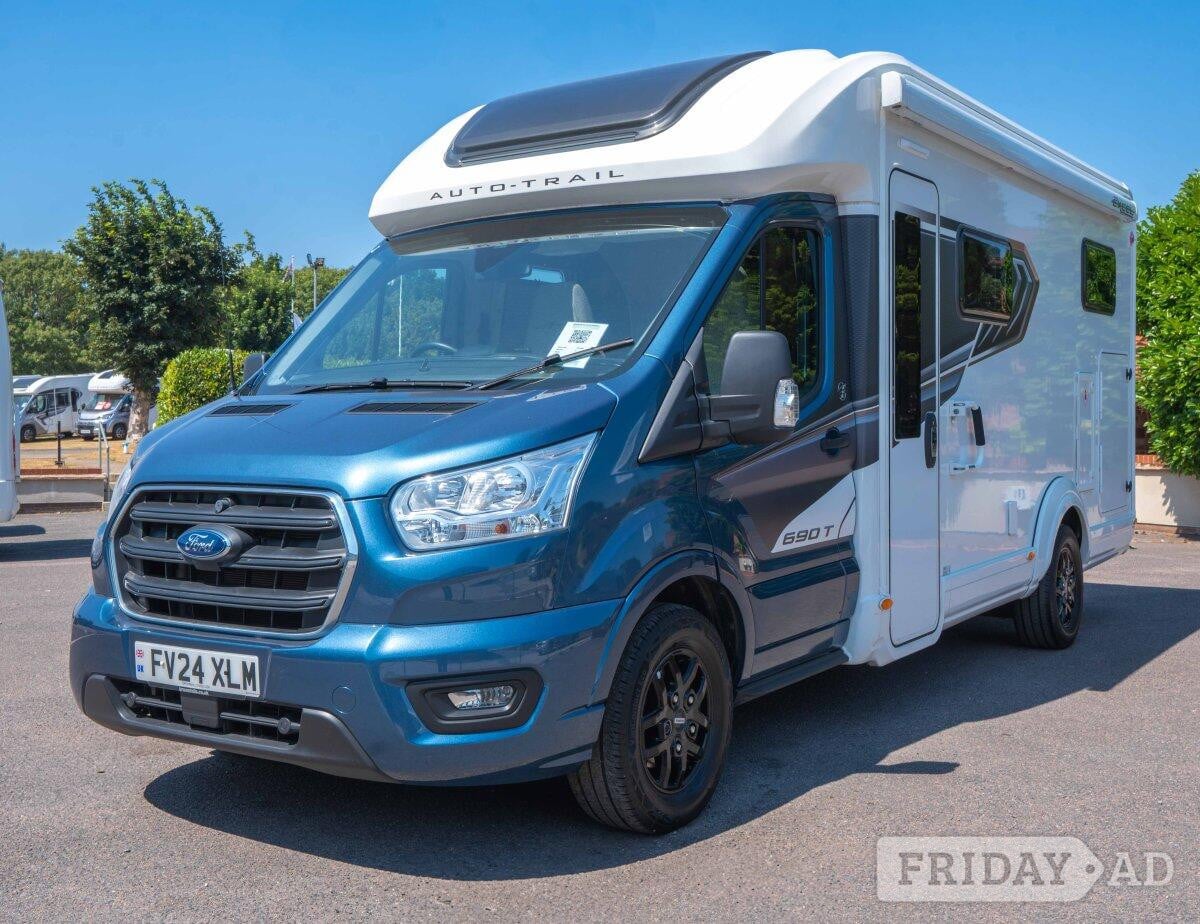 Auto-Trail Excel 690 Newark