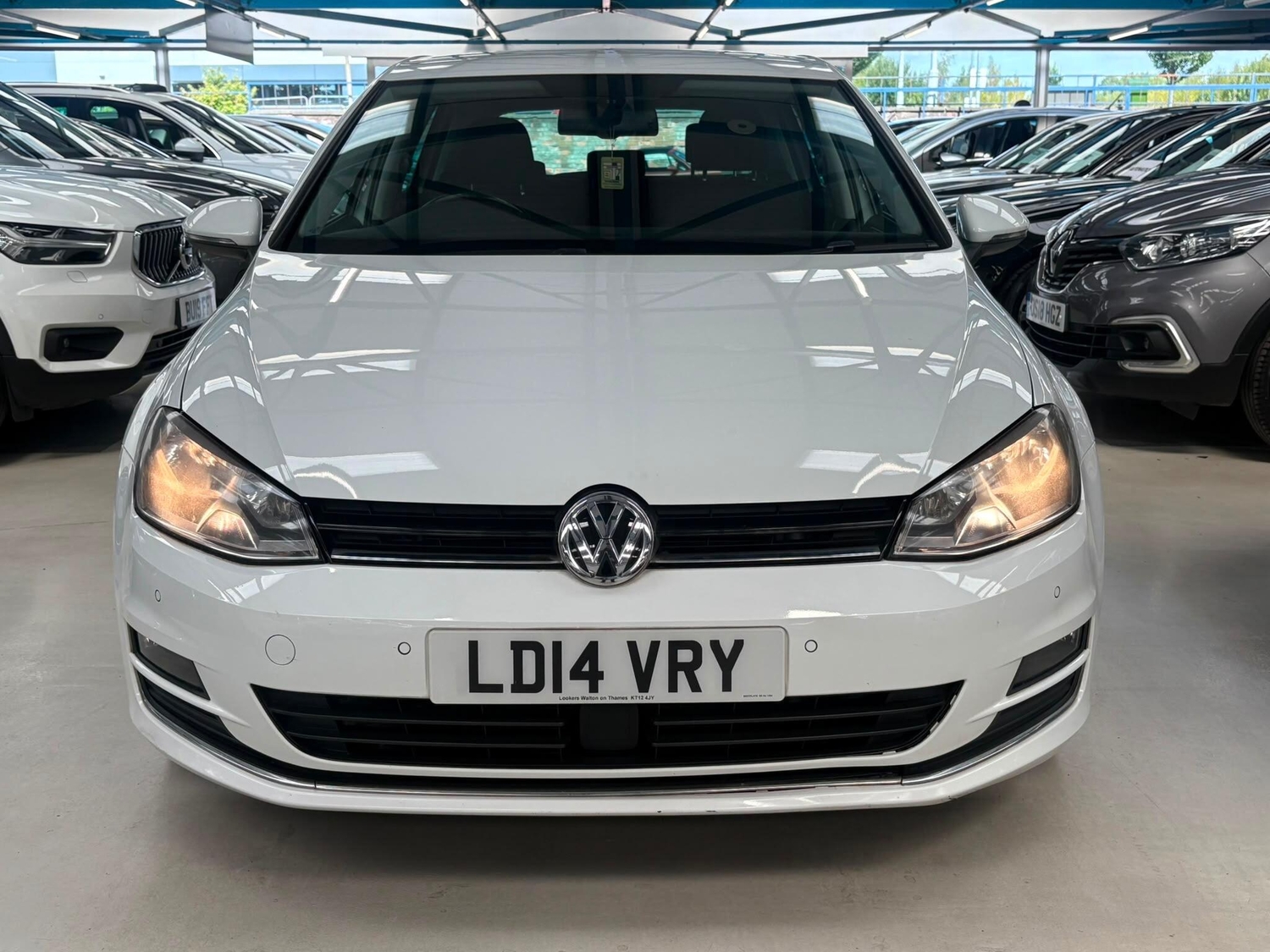 Volkswagen Golf 2014 - Cars
