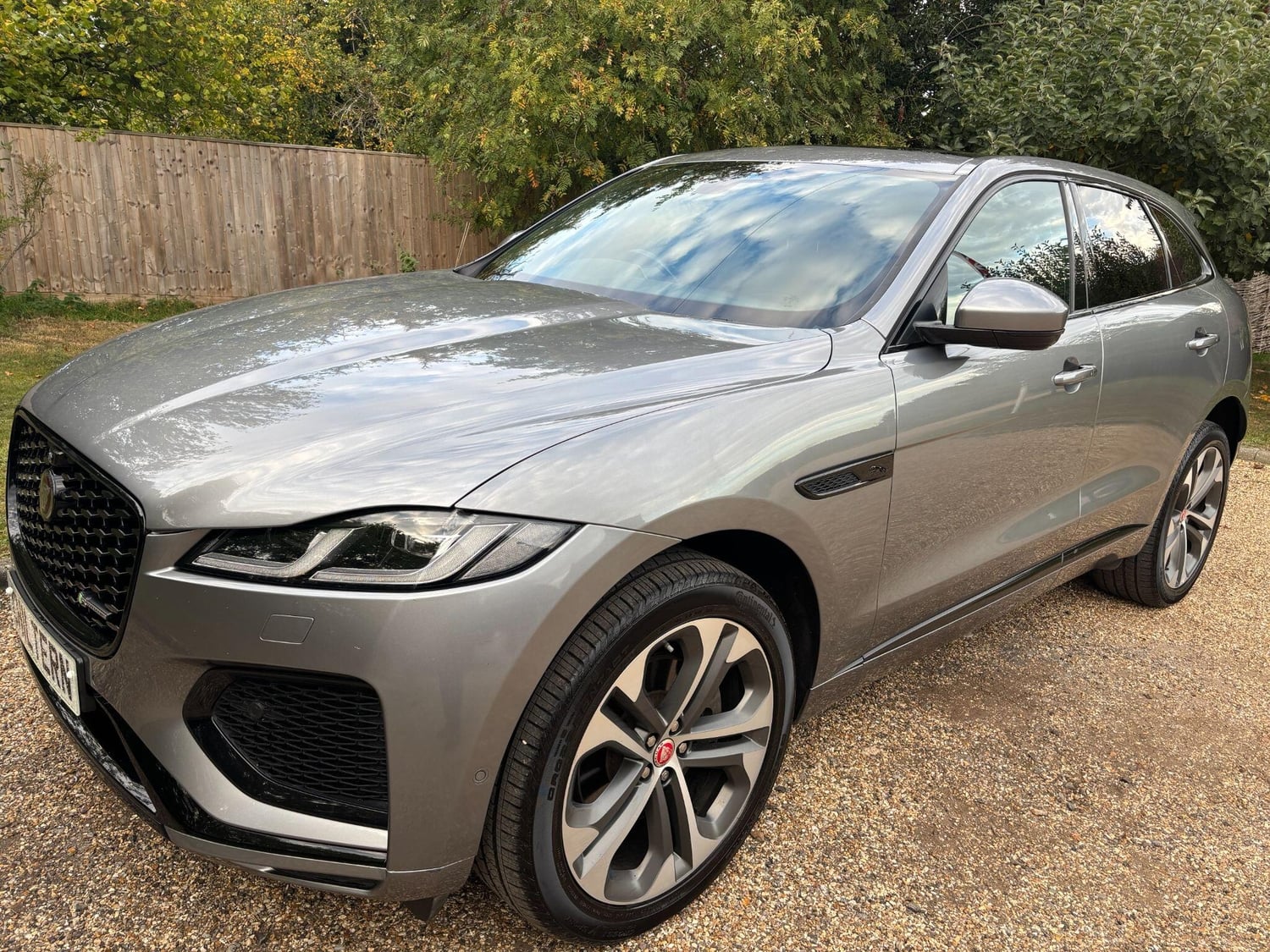 Jaguar F-Pace 2021 - Cars in High Wycombe