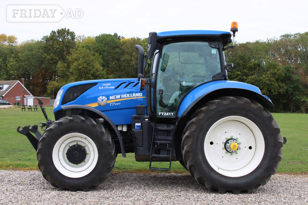 [ berth ]New Holland T7.260PCSW