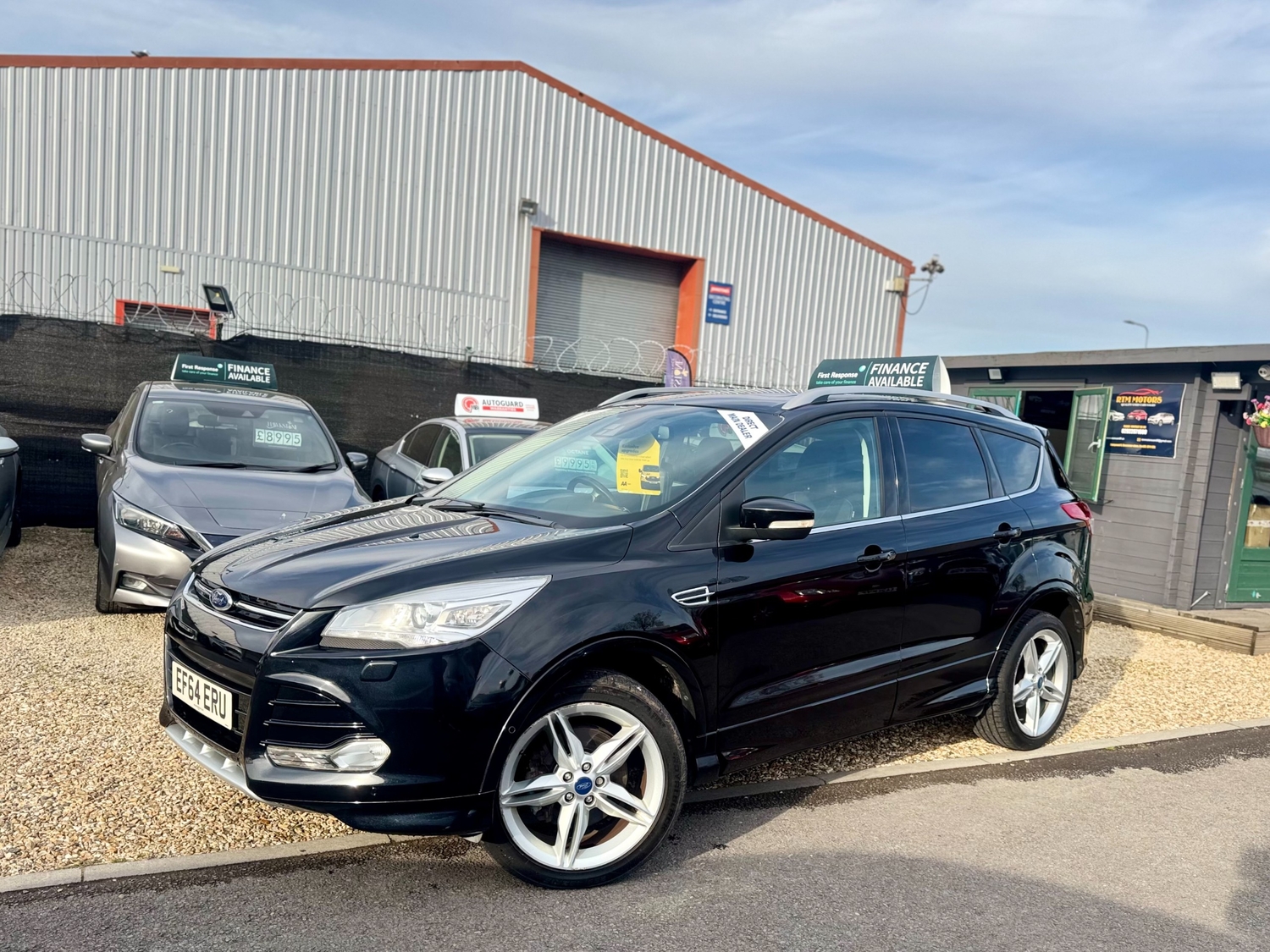 [ berth ]Ford Kuga