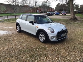 Mini Hatch 2016