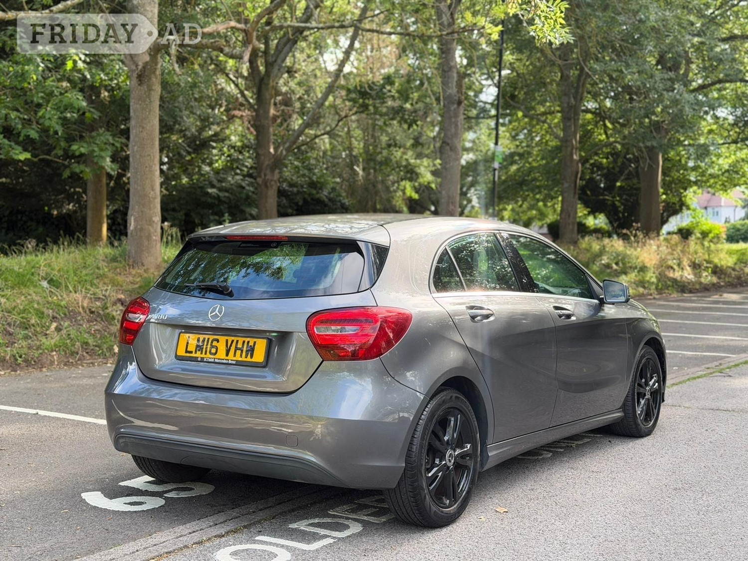 [ berth ]Mercedes-Benz A Class