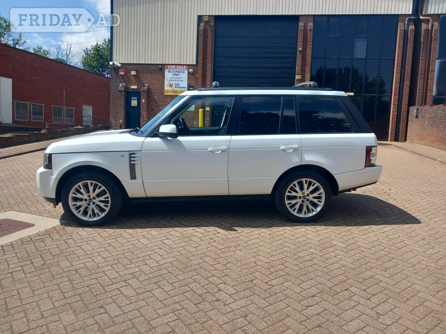 Land Rover Range Rover 2012 - Cars in Waterlooville